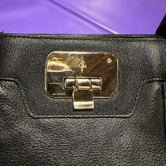 Gorgeous black Cole Haan handbag - Picture 8 of 8